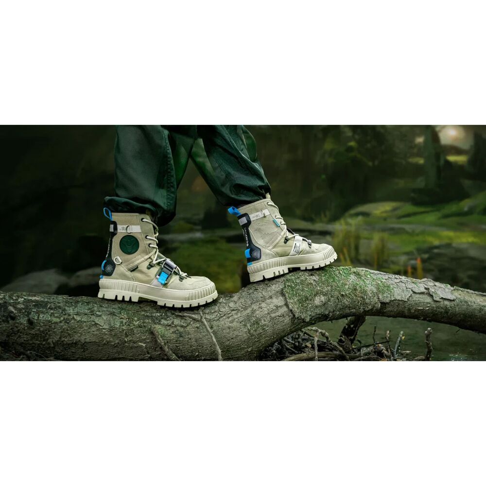 NIB Palladium Destiny The Witch Queen Pampa Canvas Combat Boots Dune 5